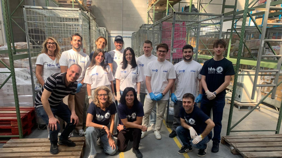  Quasi 4mila 'pacchi orfani' recuperati da Gls con Fondazione Rava 