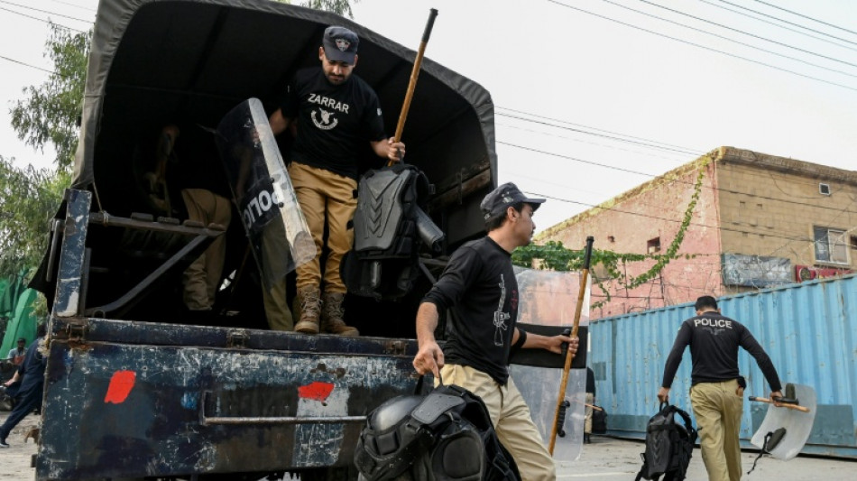  Le Pakistan impose des mesures d'urgence dans une province du Nord apr&egrave;s des manifestations 