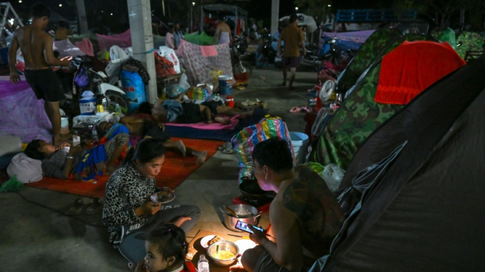 Camboja acusa Tail&acirc;ndia de novos bombardeios ap&oacute;s tr&eacute;gua anunciada por Trump