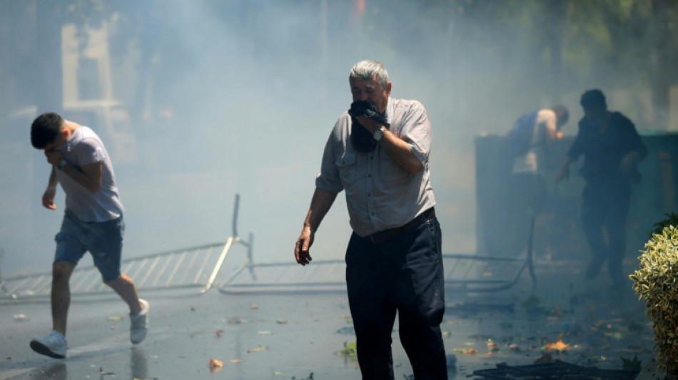  Albanien: Menschenrechtler kritisieren Polizeigewalt bei Protesten 