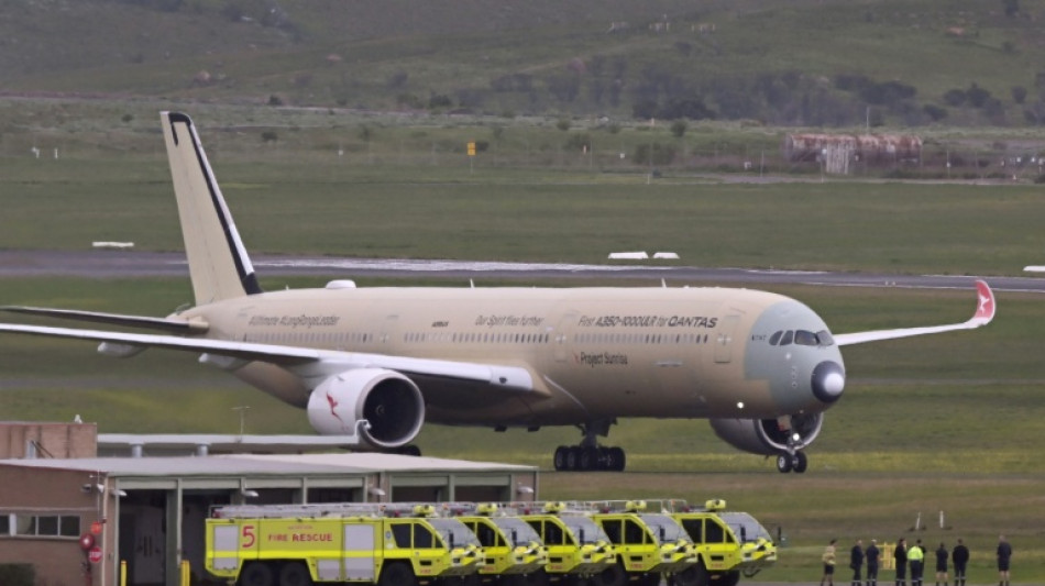  24 Stunden in der Luft: Airbus A350 landet nach Rekordflug in Frankreich 