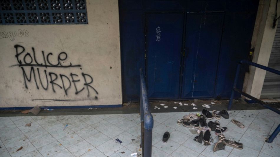 Indon&eacute;sie: 32 enfants parmi les morts d'une bousculade meurtri&egrave;re, des policiers sanctionn&eacute;s