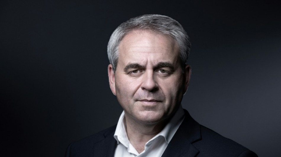 ArcelorMittal: Xavier Bertrand somme Fran&ccedil;ois Bayrou de venir &agrave; Dunkerque