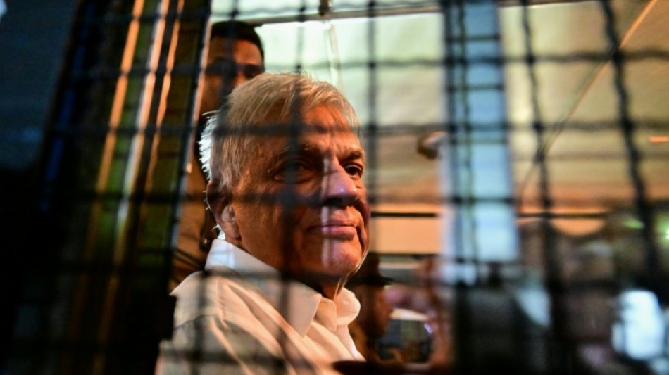 Ex-presidente do Sri Lanka &eacute; internado em UTI ap&oacute;s ser preso