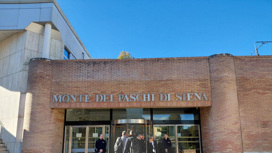  L'assemblea di Mps boccia la fusione con Mediobanca 