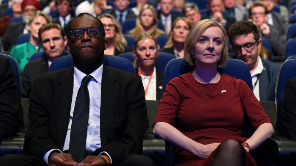 Les autorit&eacute;s britanniques avancent de concert pour rassurer les march&eacute;s