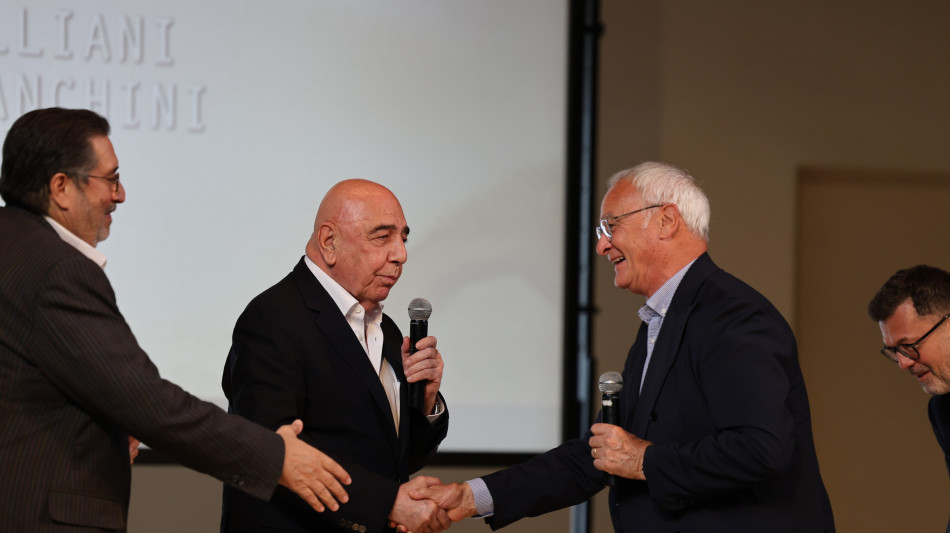 Galliani omaggio a Ranieri,'il pi&ugrave; grande allenatore italiano'