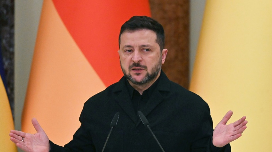  Zelensky diz que EUA quer negocia&ccedil;&otilde;es trilaterais com a R&uacute;ssia em outubro 