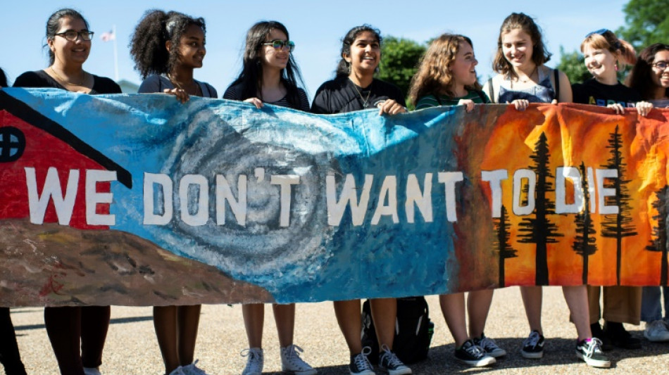Inquietos ante el pesimismo de los m&aacute;s j&oacute;venes, los ecologistas quieren dar motivos de esperanza