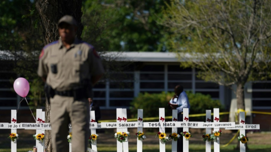 Ehemann von bei Schulmassaker in Texas get&ouml;teter Lehrerin stribt an Herzversagen