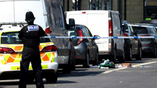 Abriegelung von Nottingham und Festnahme von 31-J&auml;hrigem nach Tod dreier Menschen