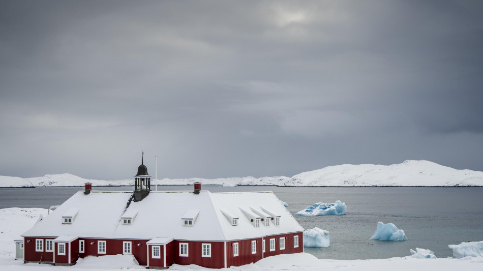 Macron in visita ufficiale in Groenlandia il 15 giugno
