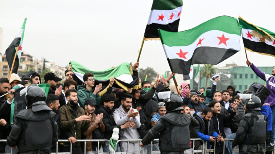  Syrie: Chareh lance un appel à l'unité un an après la chute d'Assad 