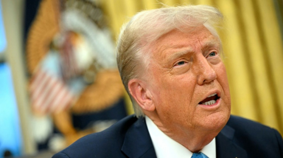 EEUU acusa a M&eacute;xico de aliarse con narcos y le impone aranceles junto a China y Canad&aacute;