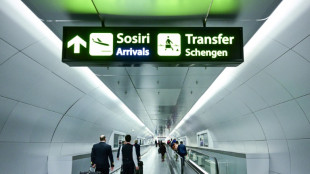 EU states look to trim compensation for flight delays