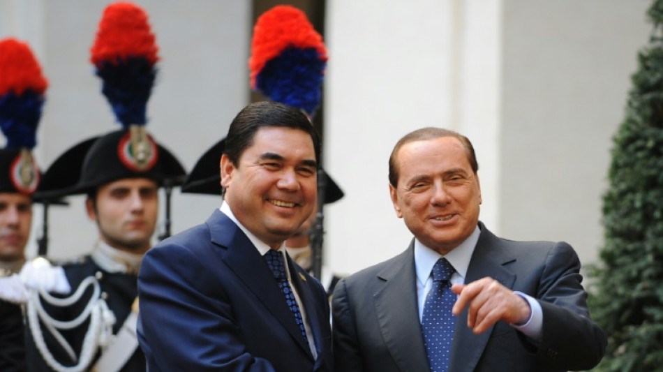 Turkmenist&aacute;n gastar&aacute; 5.000 millones en construir una ciudad en honor de su expresidente