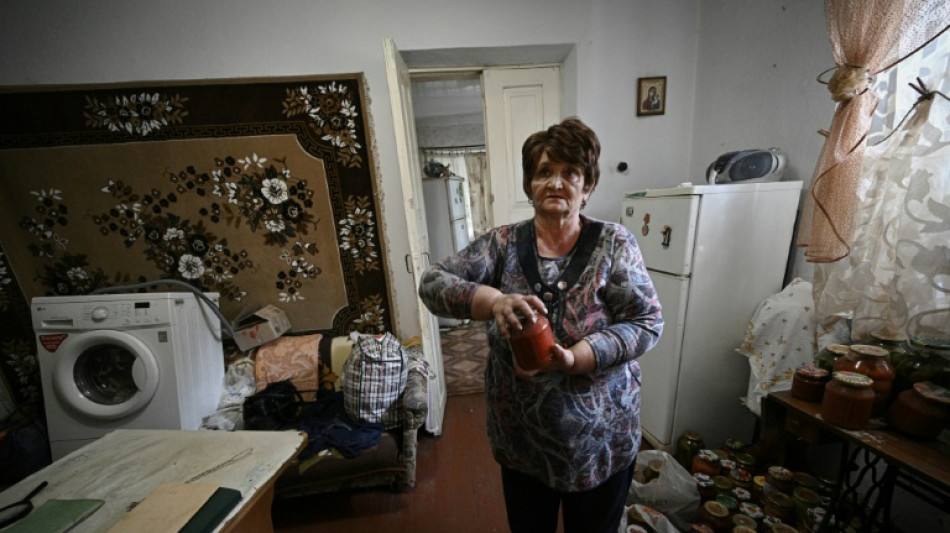 A Kryvy&iuml; Rig, les bocaux de la col&egrave;re apr&egrave;s que les Russes ont fait sauter un barrage