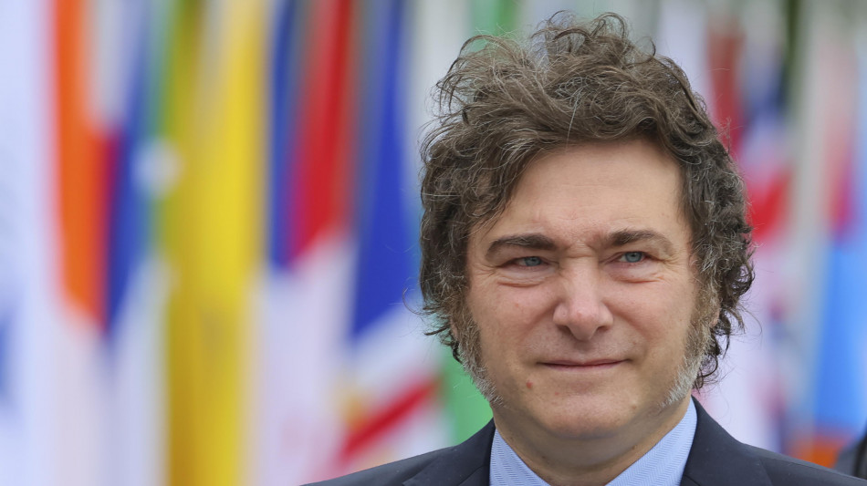 Nuovo attacco di Milei a Sanchez, '&egrave; un socialista autoritario'