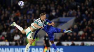 Newcastle vence Leicester e se aproxima da zona da Champions