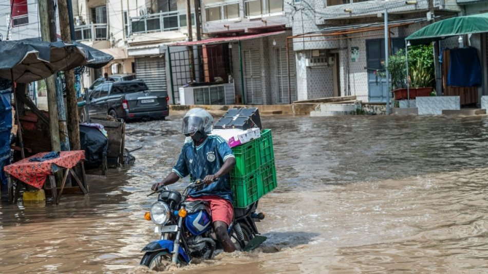  Le S&eacute;n&eacute;gal reporte la rentr&eacute;e scolaire &agrave; cause d'inondations et fortes pluies  