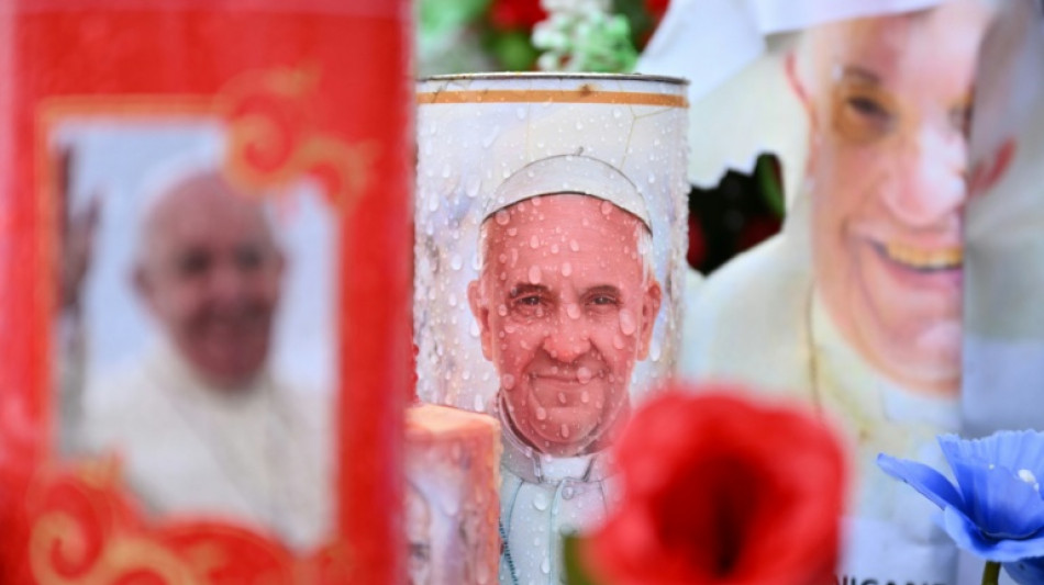 Recupera&ccedil;&atilde;o, ren&uacute;ncia ou morte: os tr&ecirc;s cen&aacute;rios para o papa