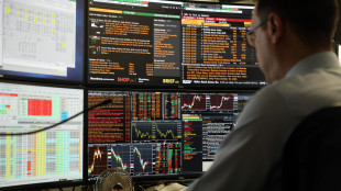 Borsa: Milano apre in ribasso, Ftse Mib -0,46%