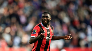 Nice vence Reims e recupera vice-lideran&ccedil;a do Franc&ecirc;s; Lyon bate Toulouse