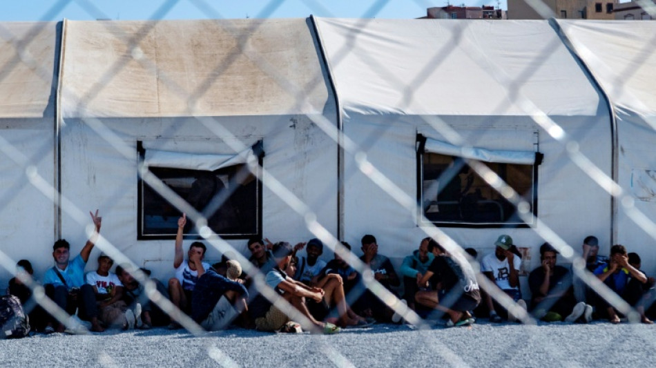  Ceuta : plus de 5.300 migrants sont retourn&eacute;s au Maroc en un mois, selon le gouvernement espagnol 