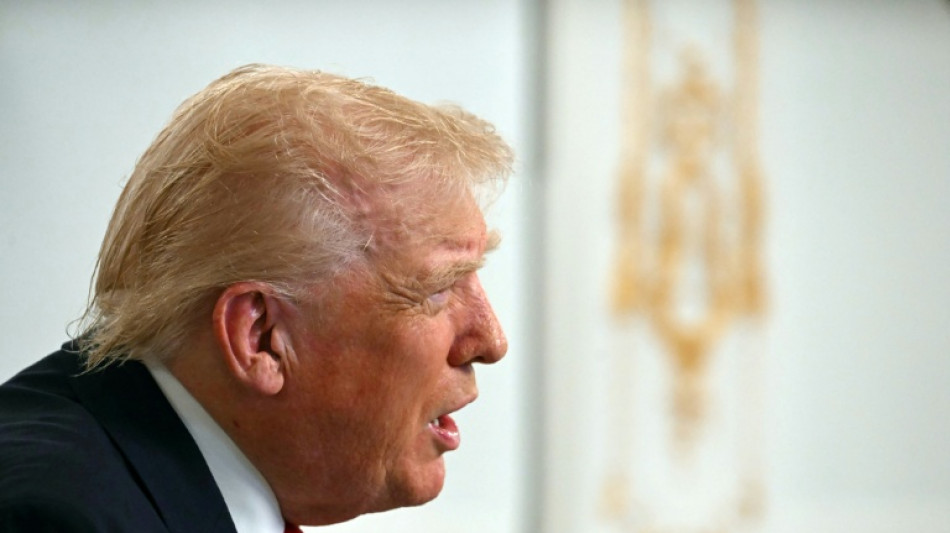 Trump chama repórter de 'estúpida' 