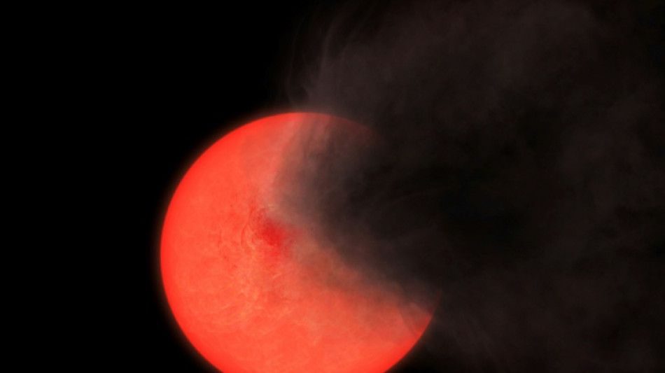 Estrela que emite fuma&ccedil;a &eacute; descoberta na Via L&aacute;ctea