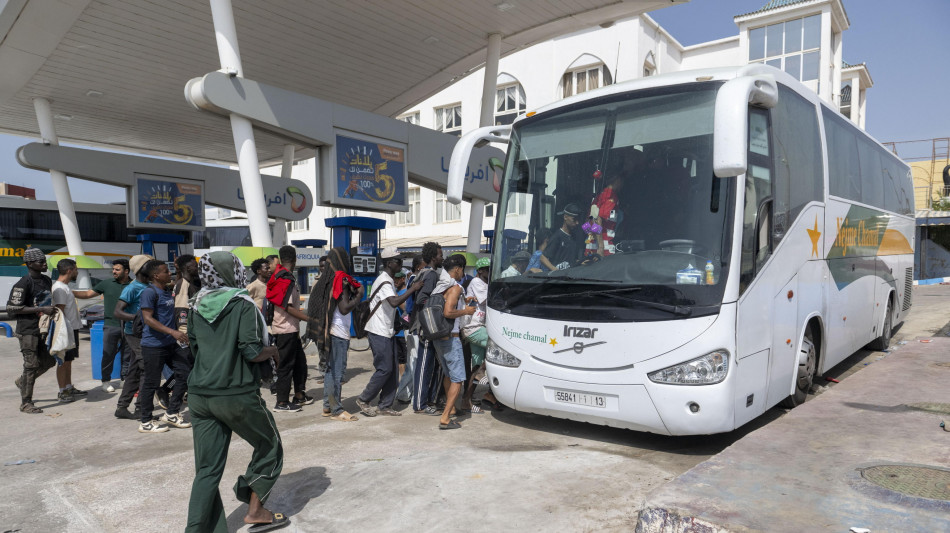  Oltre 73mila migranti rientrati da Ceuta in Marocco dopo arrivi in massa 