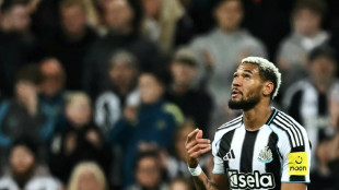 City, Arsenal, Tottenham e Newcastle avançam às oitavas da Copa da Liga Inglesa