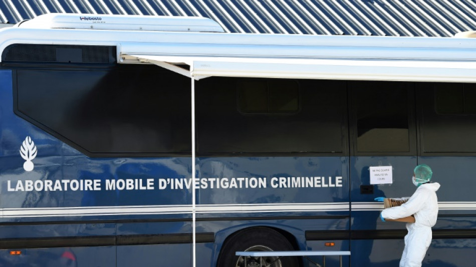 Frankreich &uuml;bergibt ukrainischer Justiz ein mobiles DNA-Labor