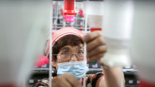 La actividad industrial de China cae en noviembre por octavo mes