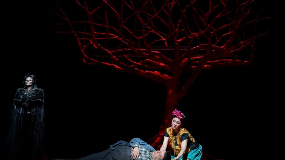  Fraught marriage of Frida Kahlo and Diego Rivera at heart of dreamy opera 