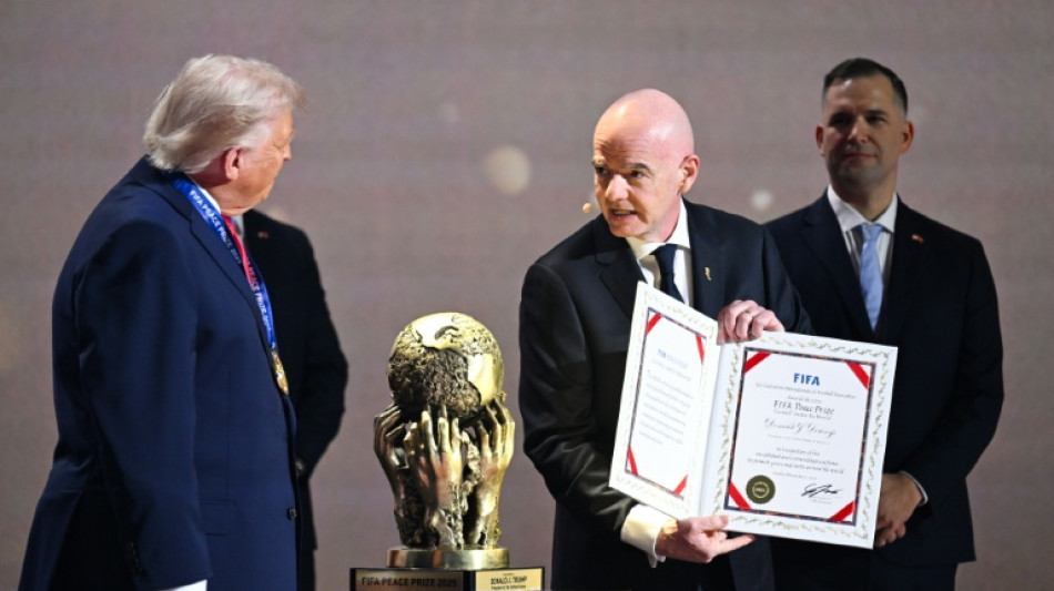  Fifa zeichnet Trump mit "Friedenspreis" aus 