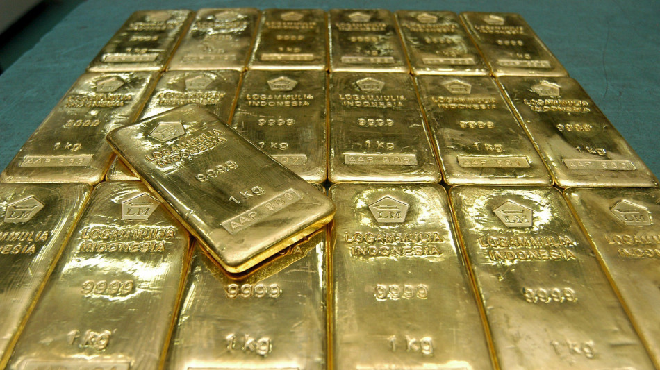  Oro in rialzo, a 4.028,42 dollari 