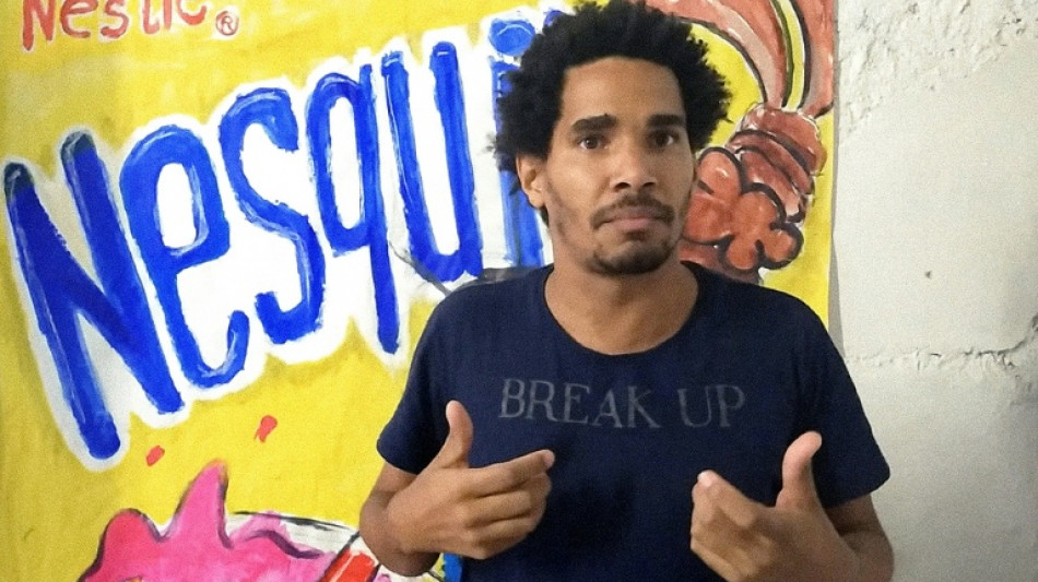  Artista dissidente Luis Manuel Otero Alc&aacute;ntara deixa Cuba rumo aos EUA 