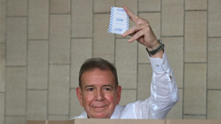 Venezuela: le candidat de l'oppposition n'envisage pas un asile, rejet international du mandat d'arr&ecirc;t contre lui