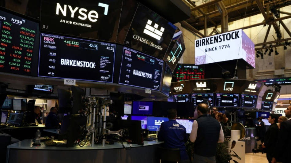 Wall Street en l&eacute;g&egrave;re hausse, le S&P 500 sur la voie de clore sur un record