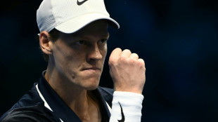 Sinner consegue 2&ordf; vit&oacute;ria no ATP Finals; Medvedev reage e bate De Minaur