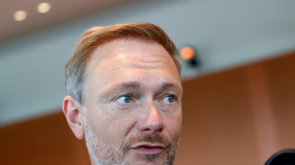 Lindner fordert Gehaltsdeckel f&uuml;r Spitzenpersonal &ouml;ffentlich-rechtlicher Sender