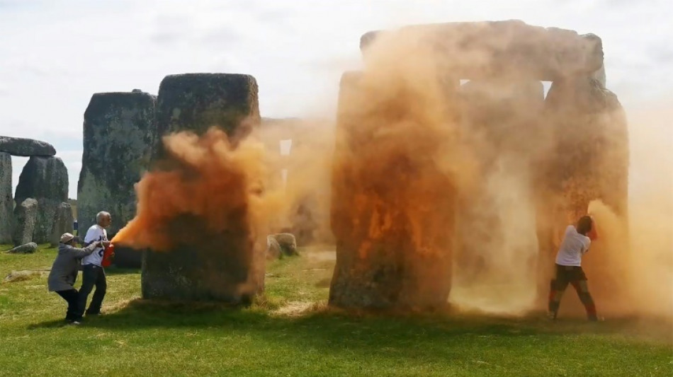 Stonehenge-Monument mit Farbpulver bespr&uuml;ht: Zwei Umweltaktivisten festgenommen