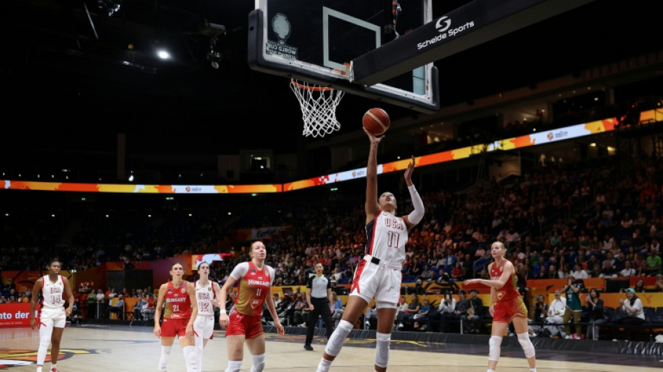 Mondial f&eacute;minin de basket: les Etats-Unis &eacute;crasent la Hongrie pour aller en demies 