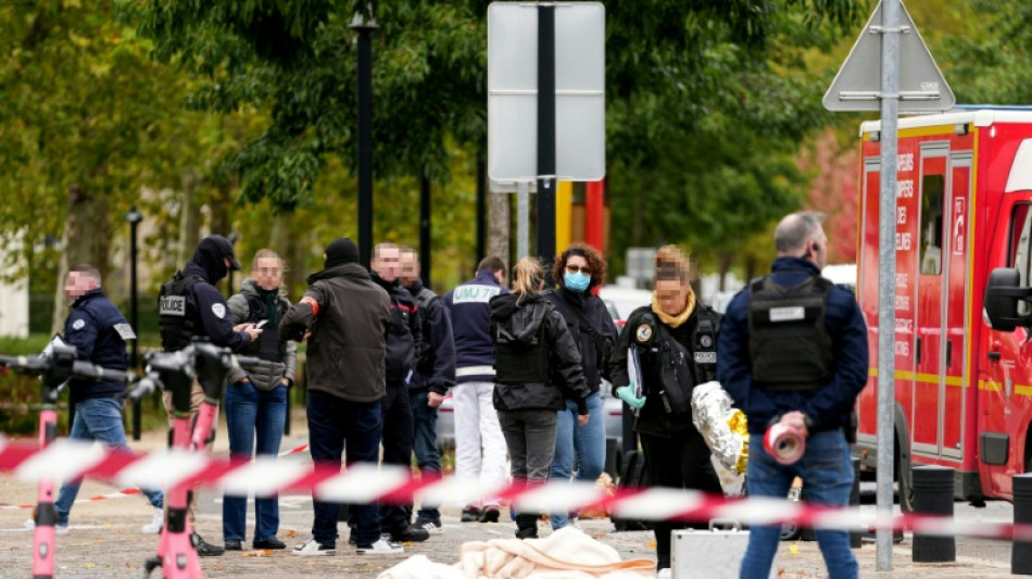  Attaque dans les Yvelines: le suspect et quatre de ses proches entendus par les enqu&ecirc;teurs, son profil en question 