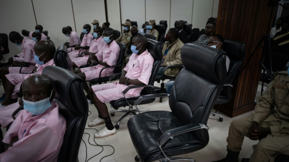 Pena de 25 a&ntilde;os de c&aacute;rcel confirmada en apelaci&oacute;n contra el h&eacute;roe de "Hotel Ruanda"