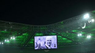 Beckenbauer tendr&aacute; una estatua delante del Allianz Arena