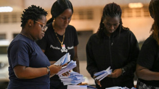 L&eacute;gislatives au Suriname: faute de majorit&eacute;, tractations en vue pour d&eacute;signer le pr&eacute;sident