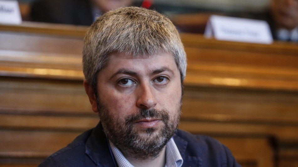  Pirulli (Cisl), al tavolo con le imprese "complessit&agrave; ma le stiamo affrontando" 