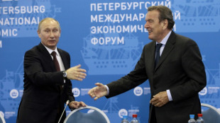 Haushaltsausschuss diskutiert K&uuml;rzung der Mittel f&uuml;r Schr&ouml;ders Bundestagsb&uuml;ro